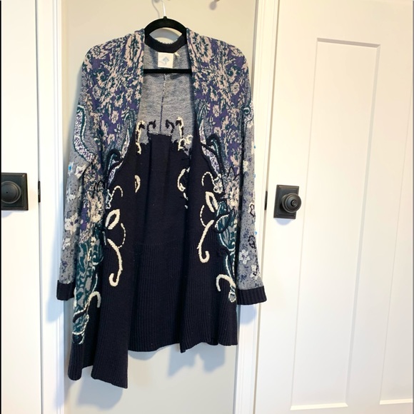 Anthropologie Emmia Hand Stitched Cardigan Monogram - Picture 3 of 14